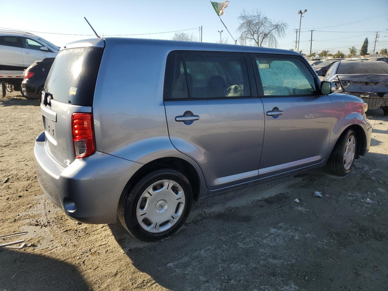 2011 Toyota xB VIN JTLZE4FE8B1122576 Copart auction photo, front end / side damage thumbnail 3