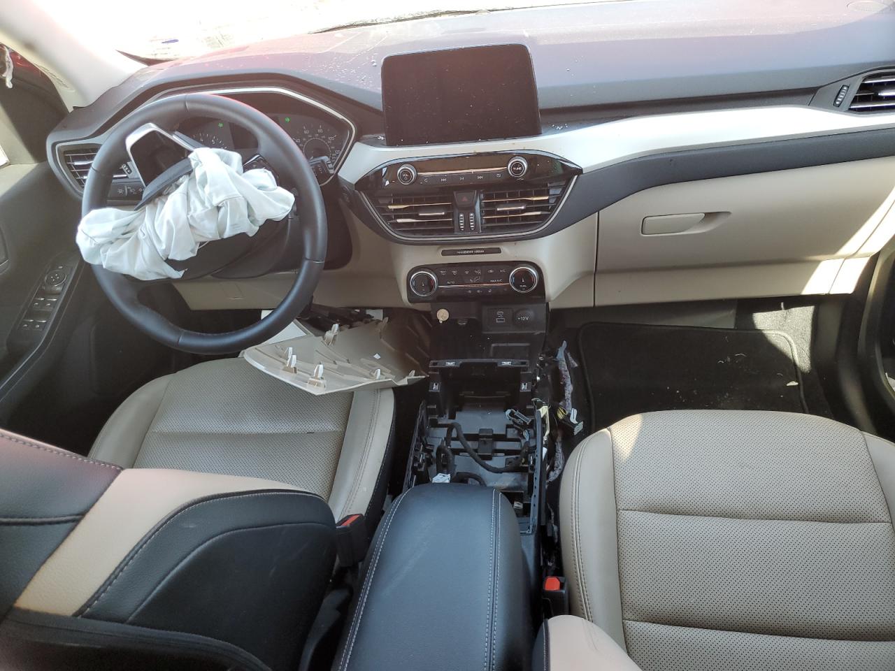 2022 Ford Escape VIN 1FMCU0H68NUB57605 Copart auction photo, front end damage thumbnail 8
