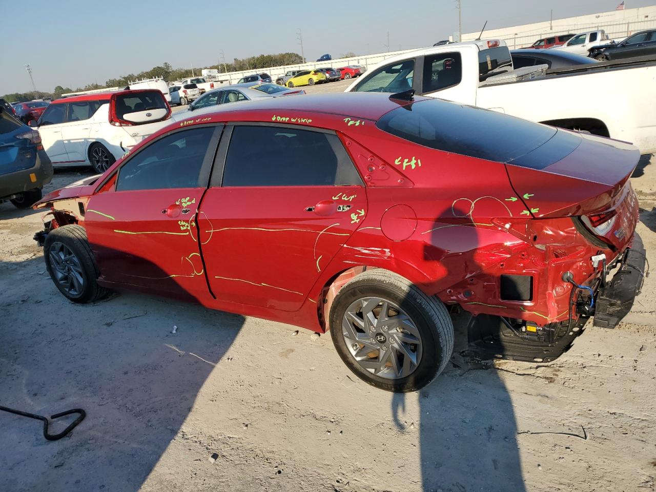 2024 Hyundai Elantra VIN KMHLM4DJ3RU118069 Copart auction photo, all over damage thumbnail 2