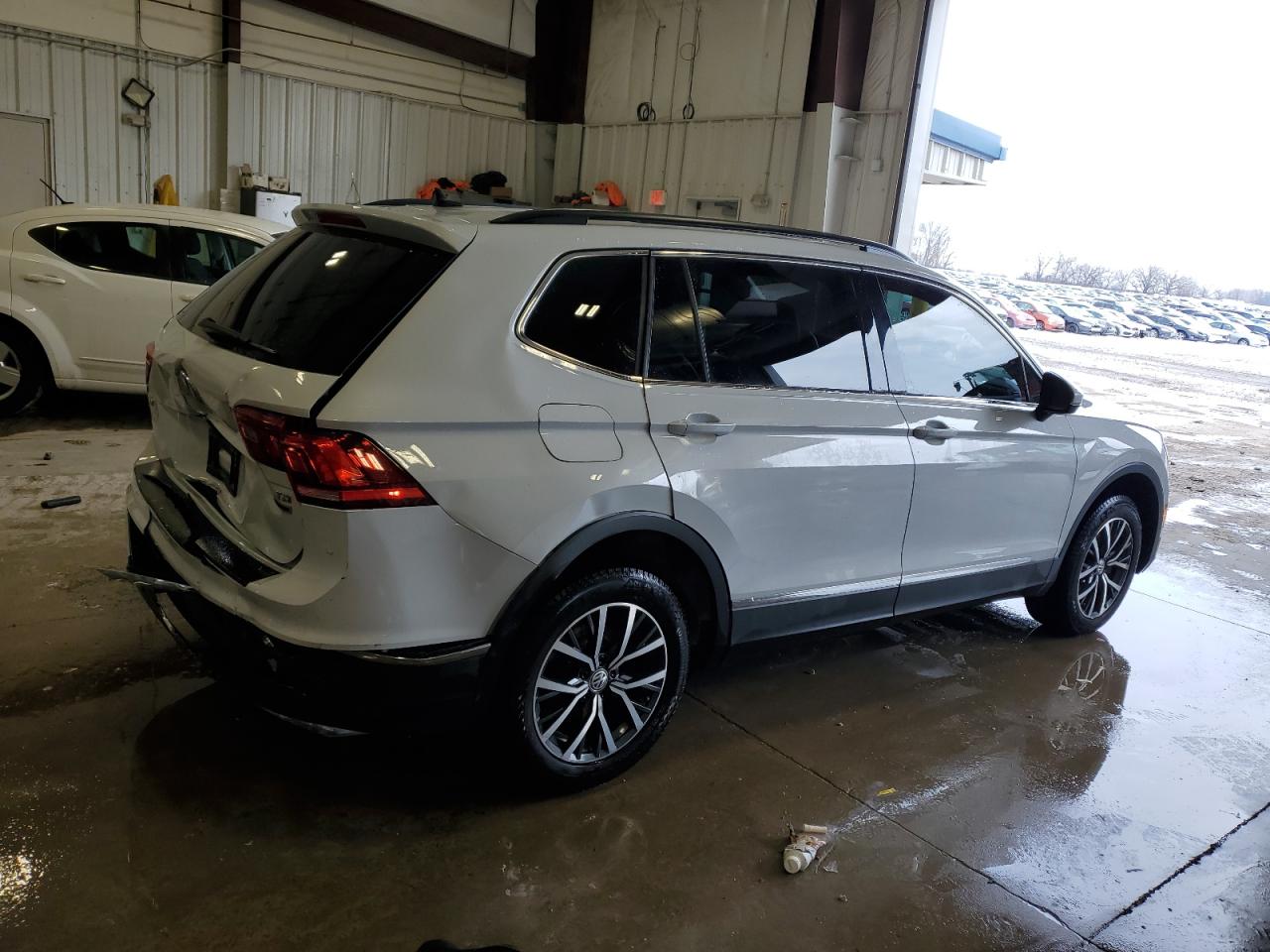 2018 Volkswagen Tiguan VIN 3VV2B7AXXJM006346 Copart auction photo, rear end damage thumbnail 3