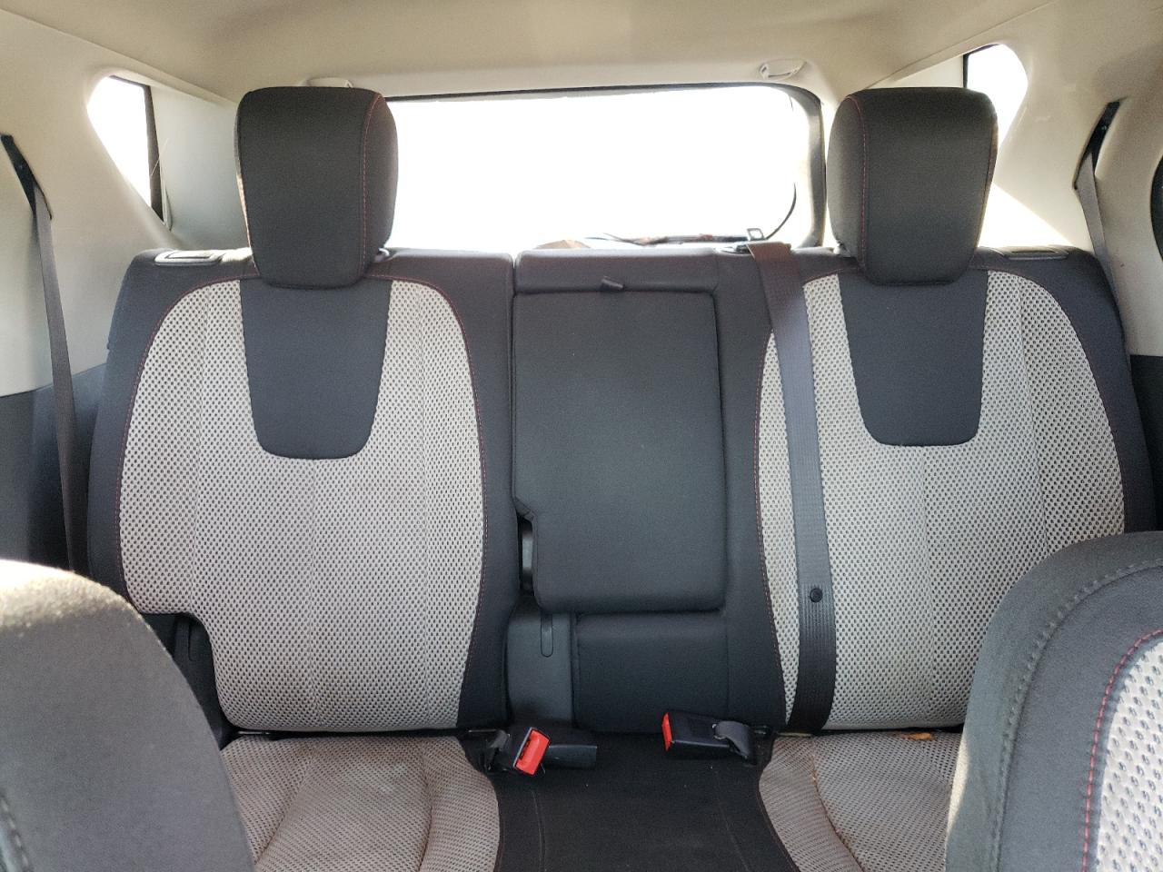2017 Chevrolet Equinox VIN 2GNFLFEKXH6175901 Copart auction photo, rear end / minor dent/scratches damage thumbnail 10