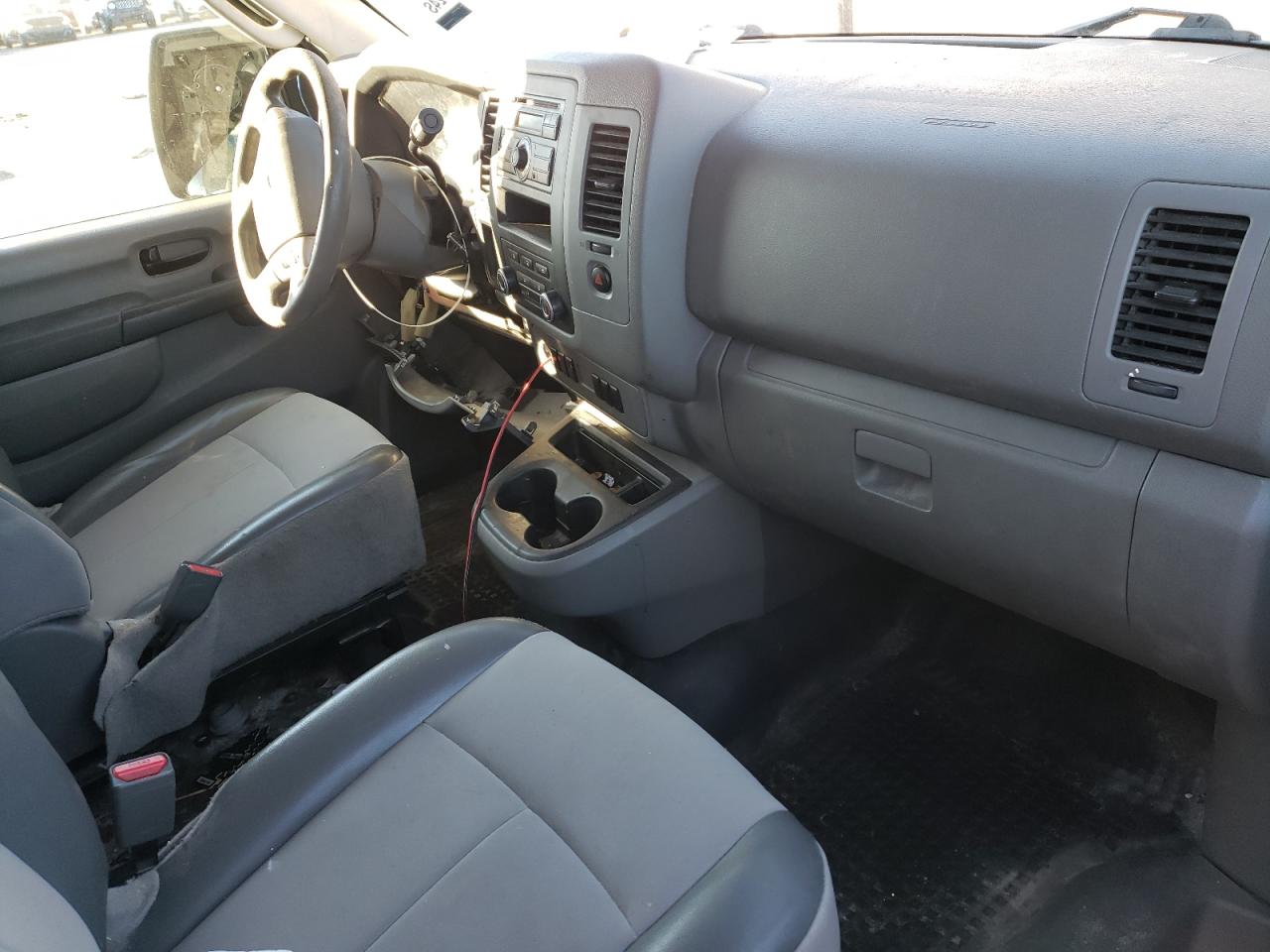 2014 Nissan NV VIN 1N6BF0LY2EN109642 Copart auction photo, side / rear end damage thumbnail 8