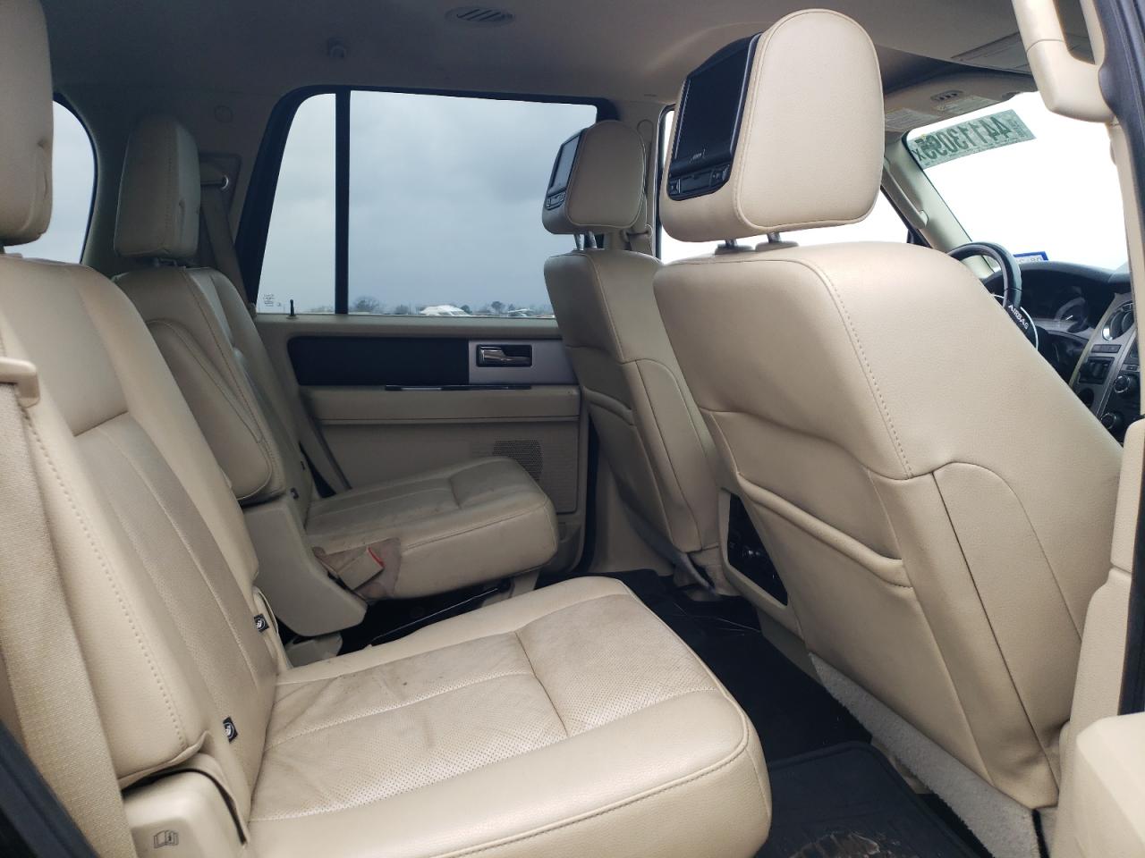 2017 Ford Expedition VIN 1FMJU1HTXHEA72654 Copart auction photo, front end / minor dent/scratches damage thumbnail 11