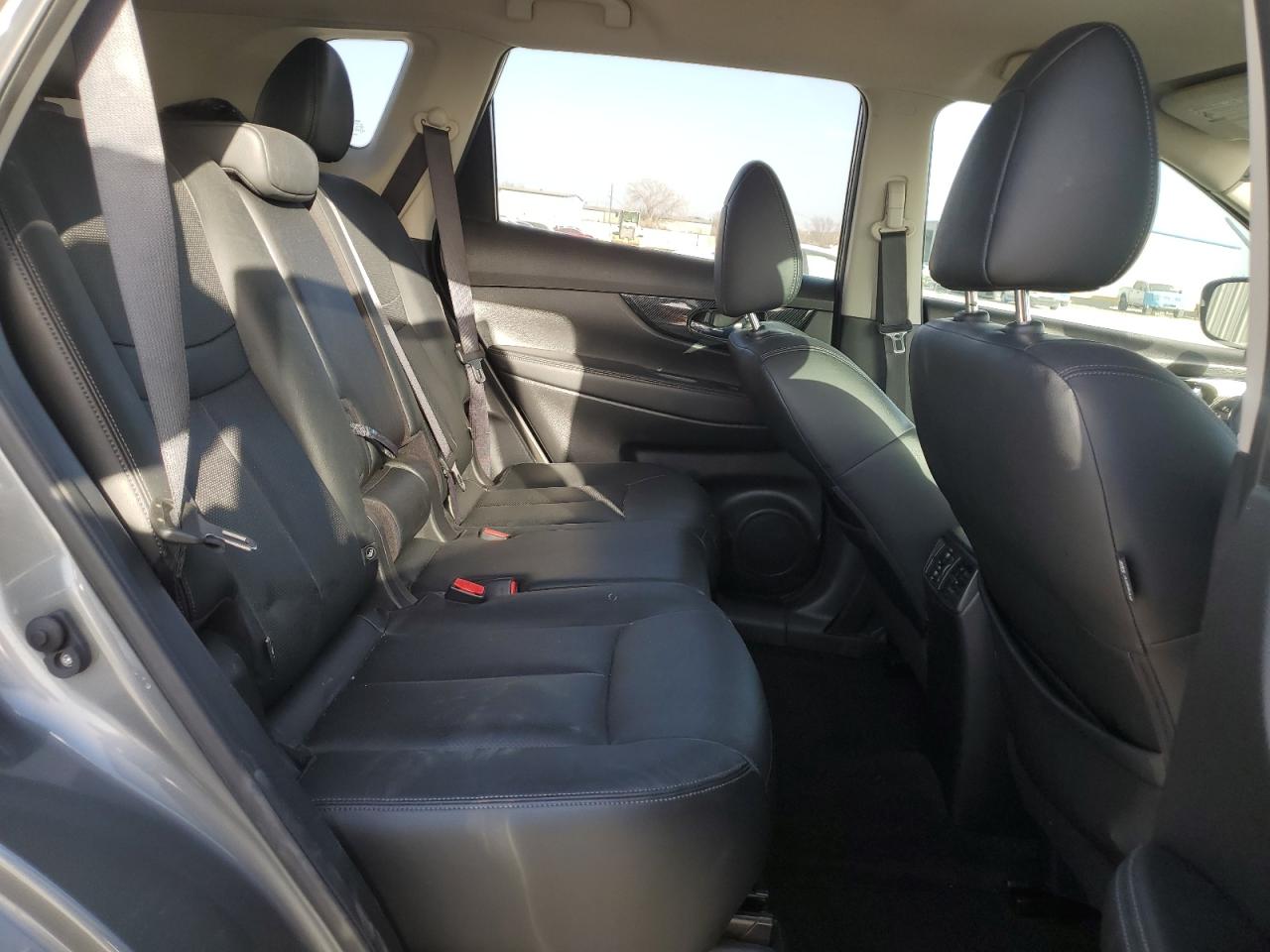 2017 Nissan Rogue VIN JN8AT2MT9HW142338 Copart auction photo, front end / minor dent/scratches damage thumbnail 11