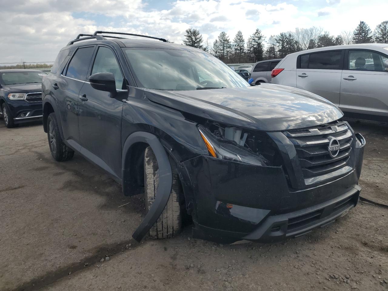 2024 Nissan Pathfinder VIN 5N1DR3BCXRC235674 Copart auction photo, front end / side damage thumbnail 4