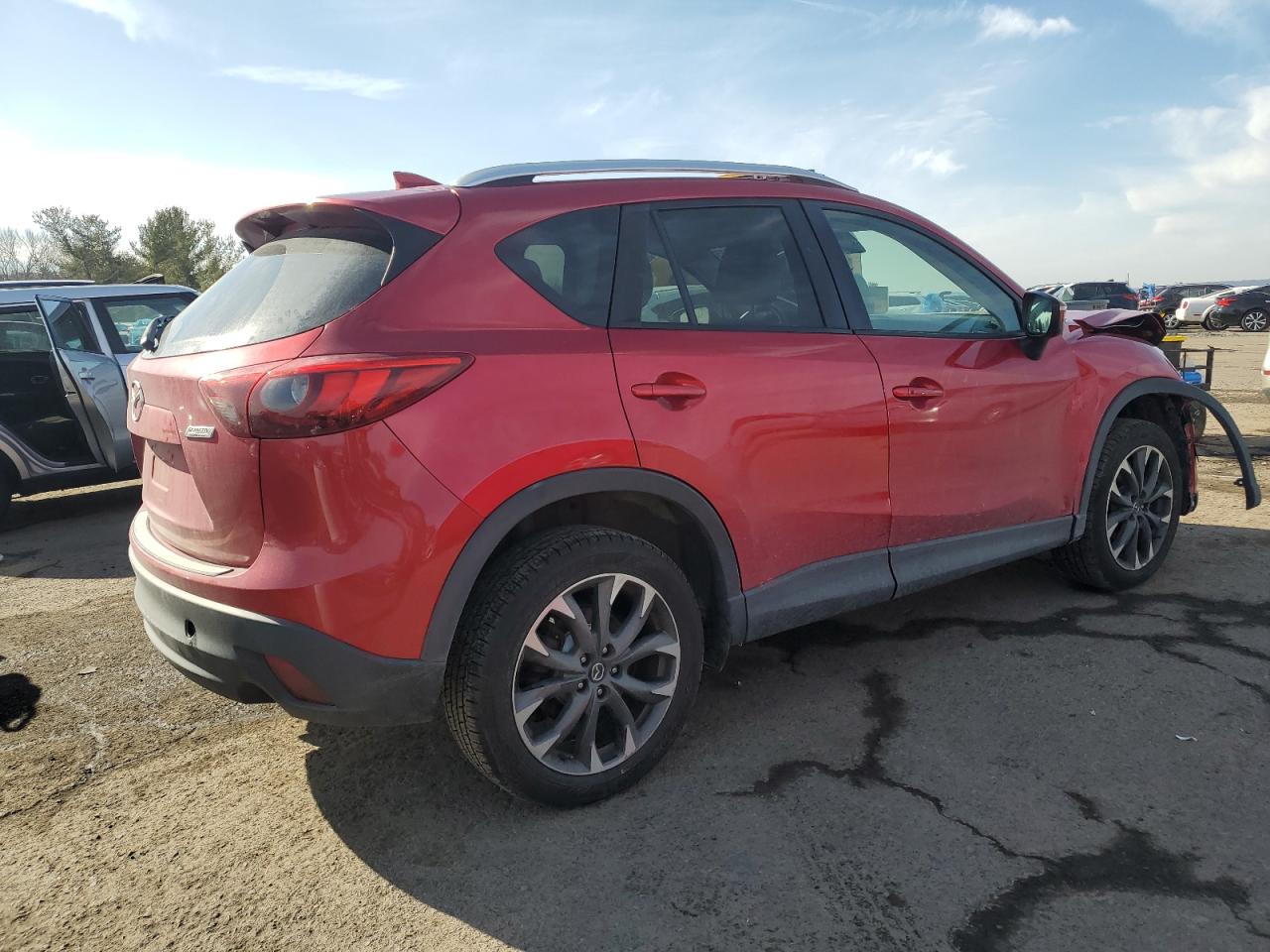 2016 Mazda CX-5 VIN JM3KE4DY9G0730623 Copart auction photo, front end damage thumbnail 3
