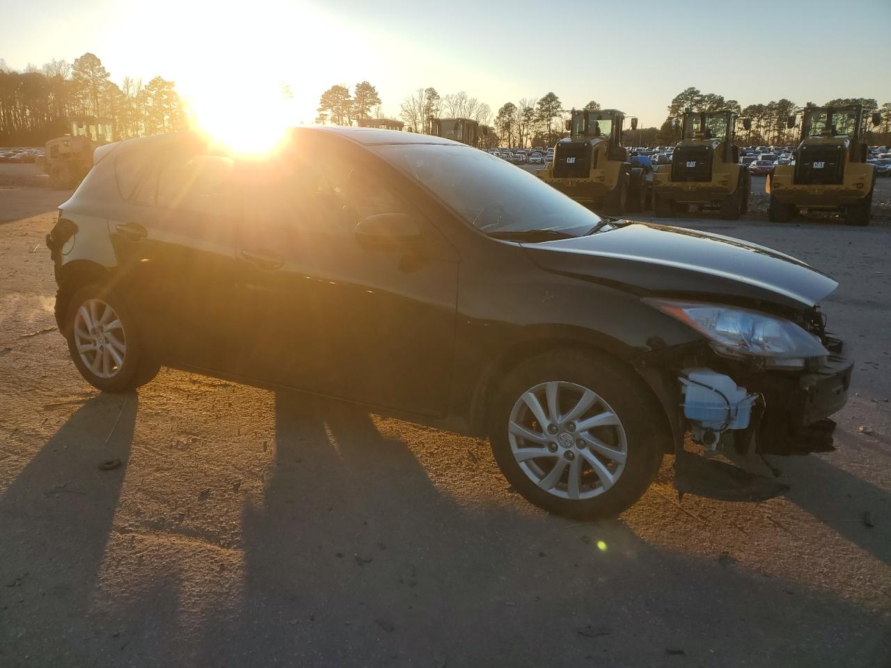 2012 Mazda 3 VIN JM1BL1M83C1614304 Copart auction photo, front end / rear end damage thumbnail 4