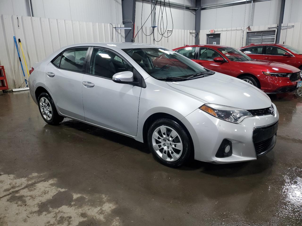 2014 Toyota Corolla VIN 5YFBURHE6EP013138 Copart auction photo, side / rear end damage thumbnail 4