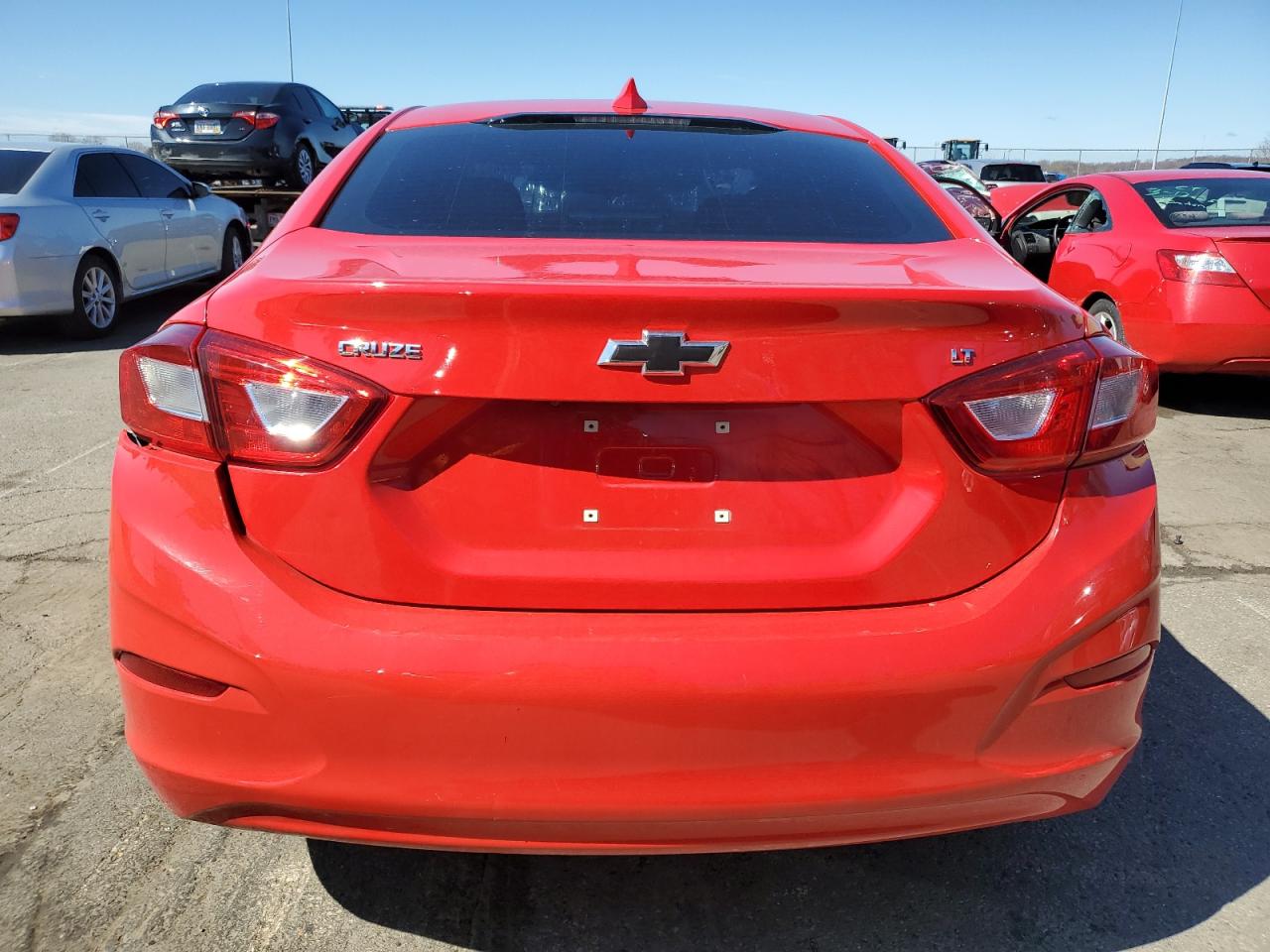 2018 Chevrolet Cruze VIN 1G1BE5SM1J7159652 Copart auction photo, front end / rear end damage thumbnail 6