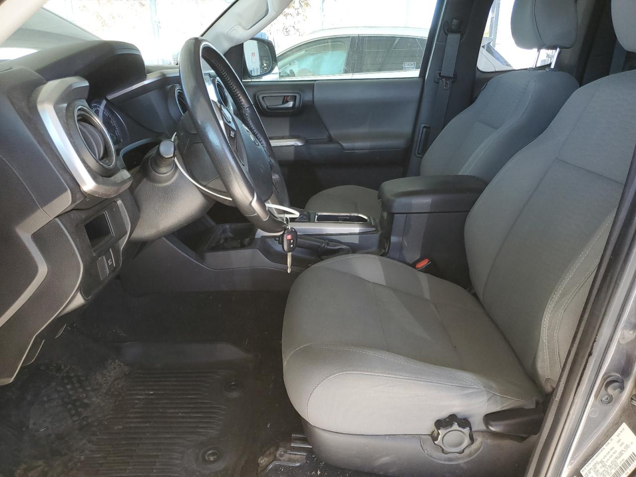 2019 Toyota Tacoma VIN 5TFSZ5AN5KX168328 Copart auction photo, front end damage thumbnail 7