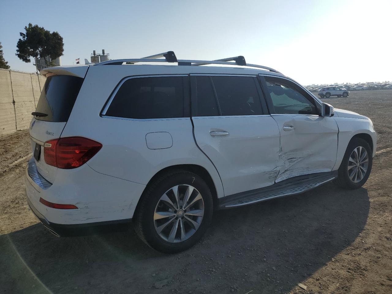 2016 Mercedes-Benz GL-klasse VIN 4JGDF6EE1GA712752 Copart auction photo, side damage thumbnail 3