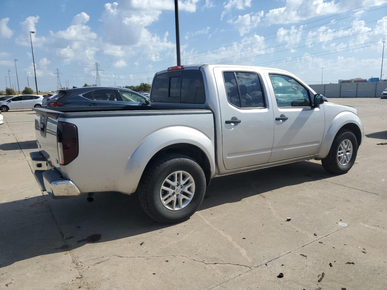 2019 Nissan Navara (Frontier) VIN 1N6AD0ER0KN776020 Copart auction photo, hail / minor dent/scratches damage thumbnail 3