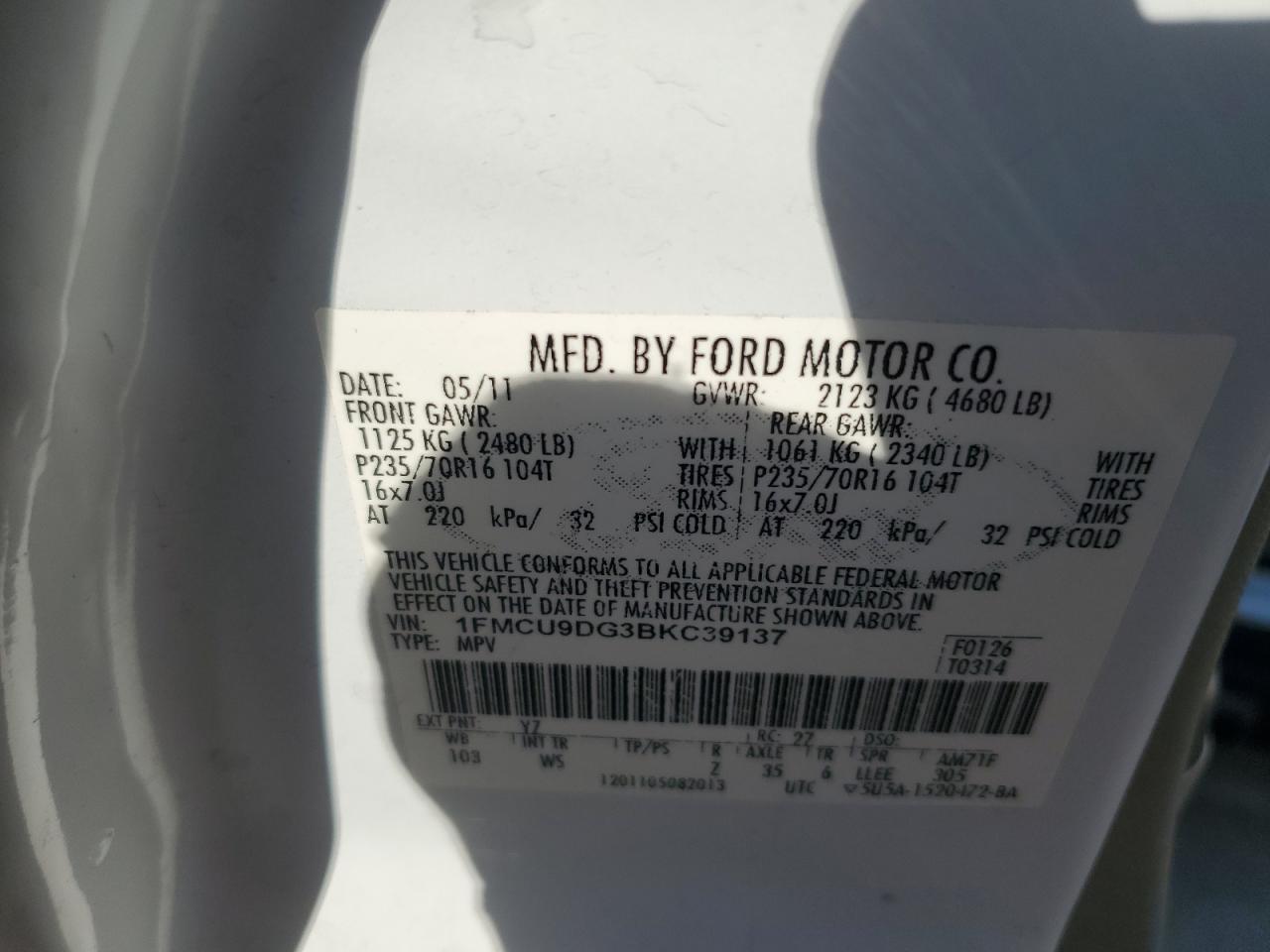 2011 Ford Escape VIN 1FMCU9DG3BKC39137 Copart auction photo, rear end damage thumbnail 14