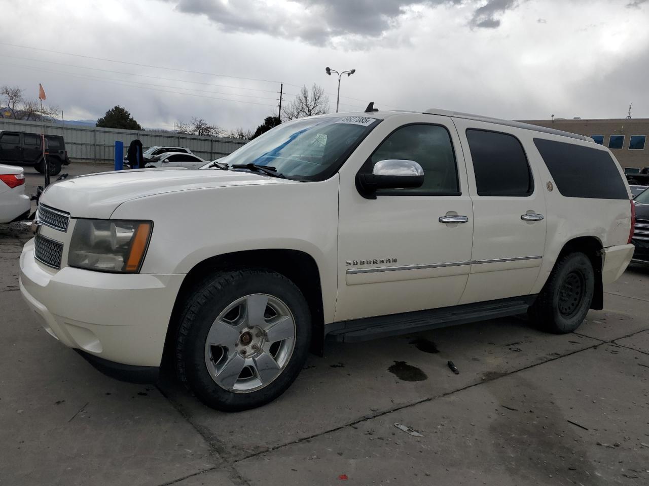 2010 Chevrolet Suburban VIN 1GNUKKE35AR292291 - Copart auction photo