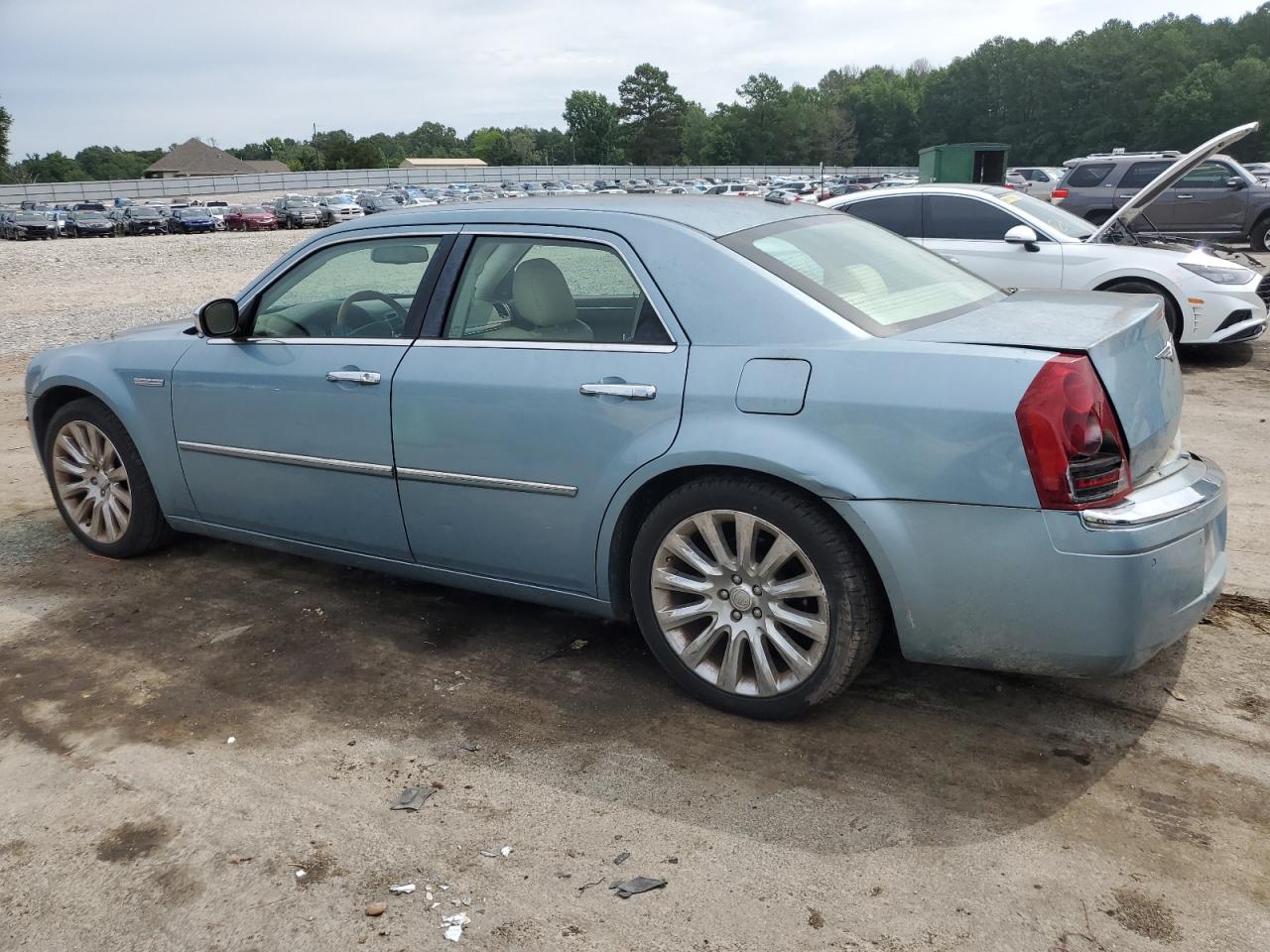 2009 Chrysler 300 VIN 2C3LA63T69H582928 Copart auction photo, side / rear end damage thumbnail 2