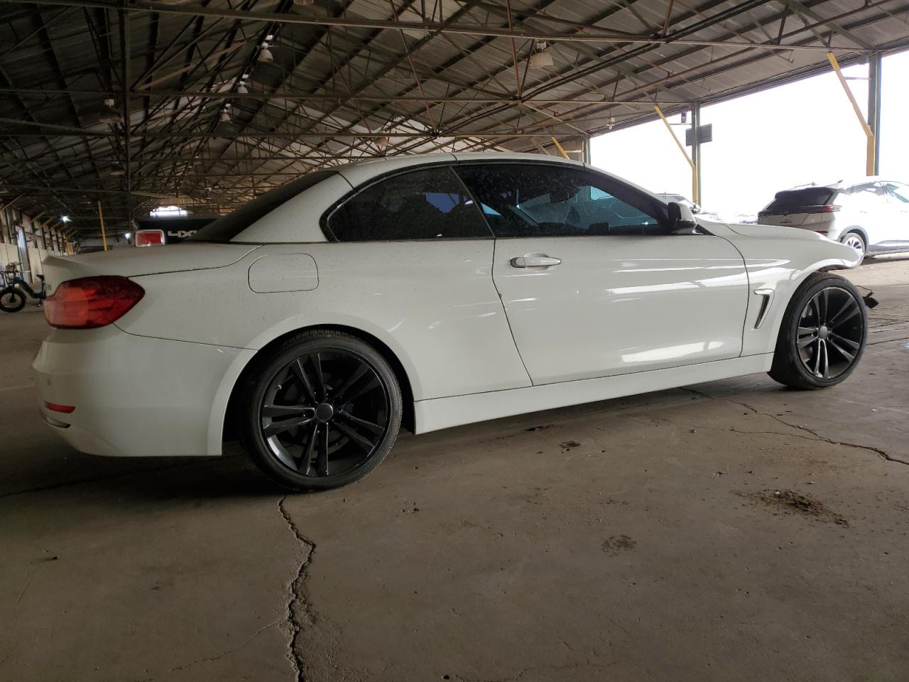 2016 BMW 4er VIN WBA3V7C59G5A25877 Copart auction photo, front end / minor dent/scratches damage thumbnail 3