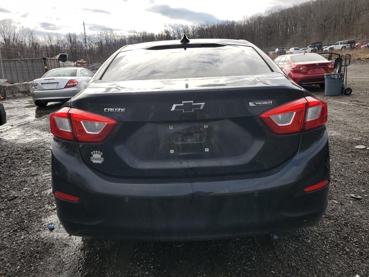 2018 Chevrolet Cruze VIN 1G1BF5SM4J7146391 Copart auction photo, side damage thumbnail 6