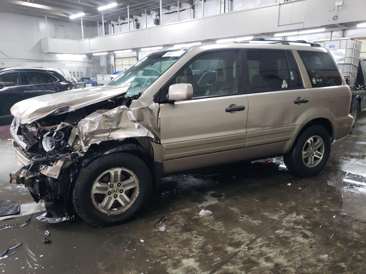 2004 Honda Pilot VIN 2HKYF18714H555721