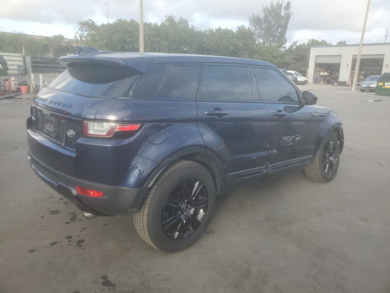 2018 Land Rover Range Rover VIN SALVP2RX0JH317043 Copart auction photo, all over / undercarriage damage thumbnail 3