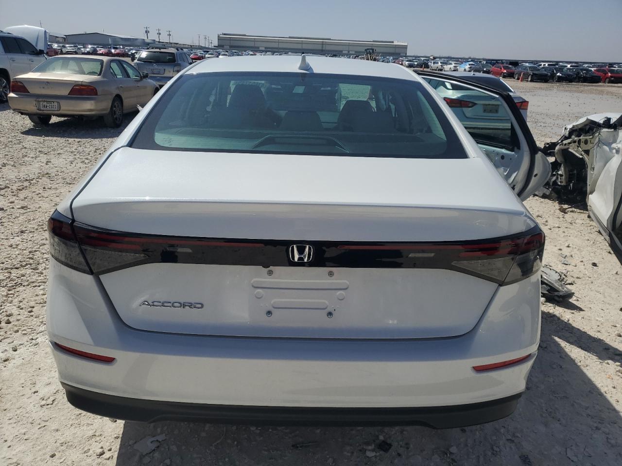 2024 Honda Accord VIN 1HGCY1F20RA058686 Copart auction photo, side damage thumbnail 6