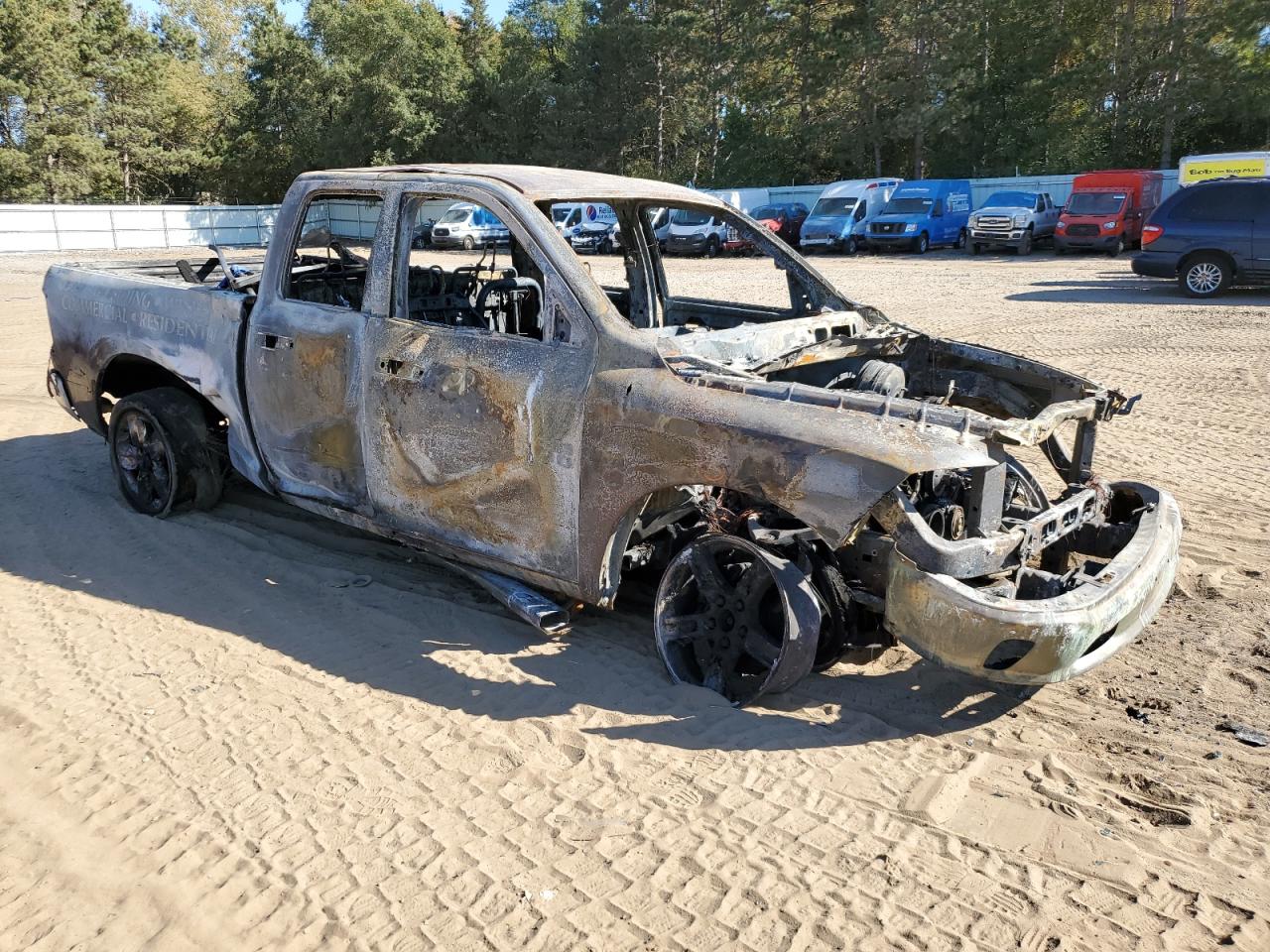 2016 RAM 1500 VIN 1C6RR7GTXGS190675 Copart auction photo, burn damage thumbnail 4