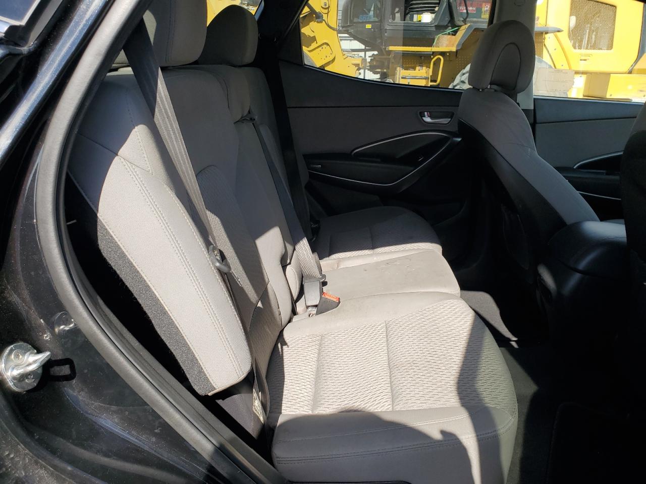 2018 Hyundai Santa Fe VIN 5XYZT3LB6JG572845 Copart auction photo, minor dent/scratches damage thumbnail 11