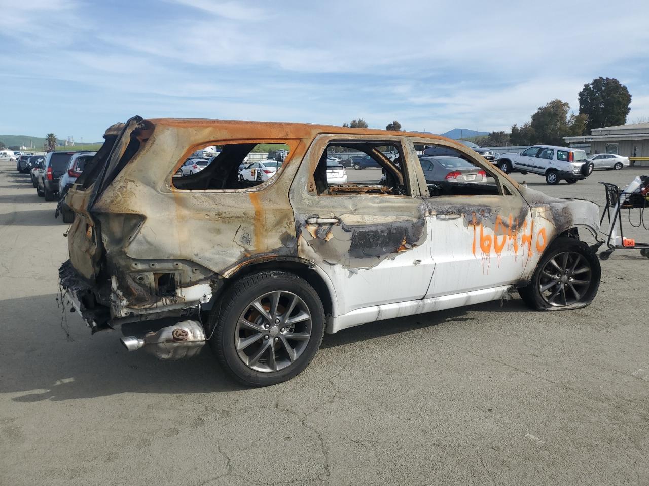 2017 Dodge Durango VIN 1C4RDHDG6HC957759 Copart auction photo, burn damage thumbnail 3