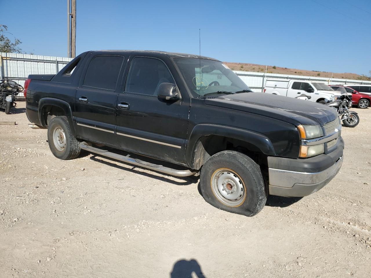 2004 Chevrolet Avalanche VIN 3GNEC12T34G137405 Copart auction photo, front end / hail damage thumbnail 4