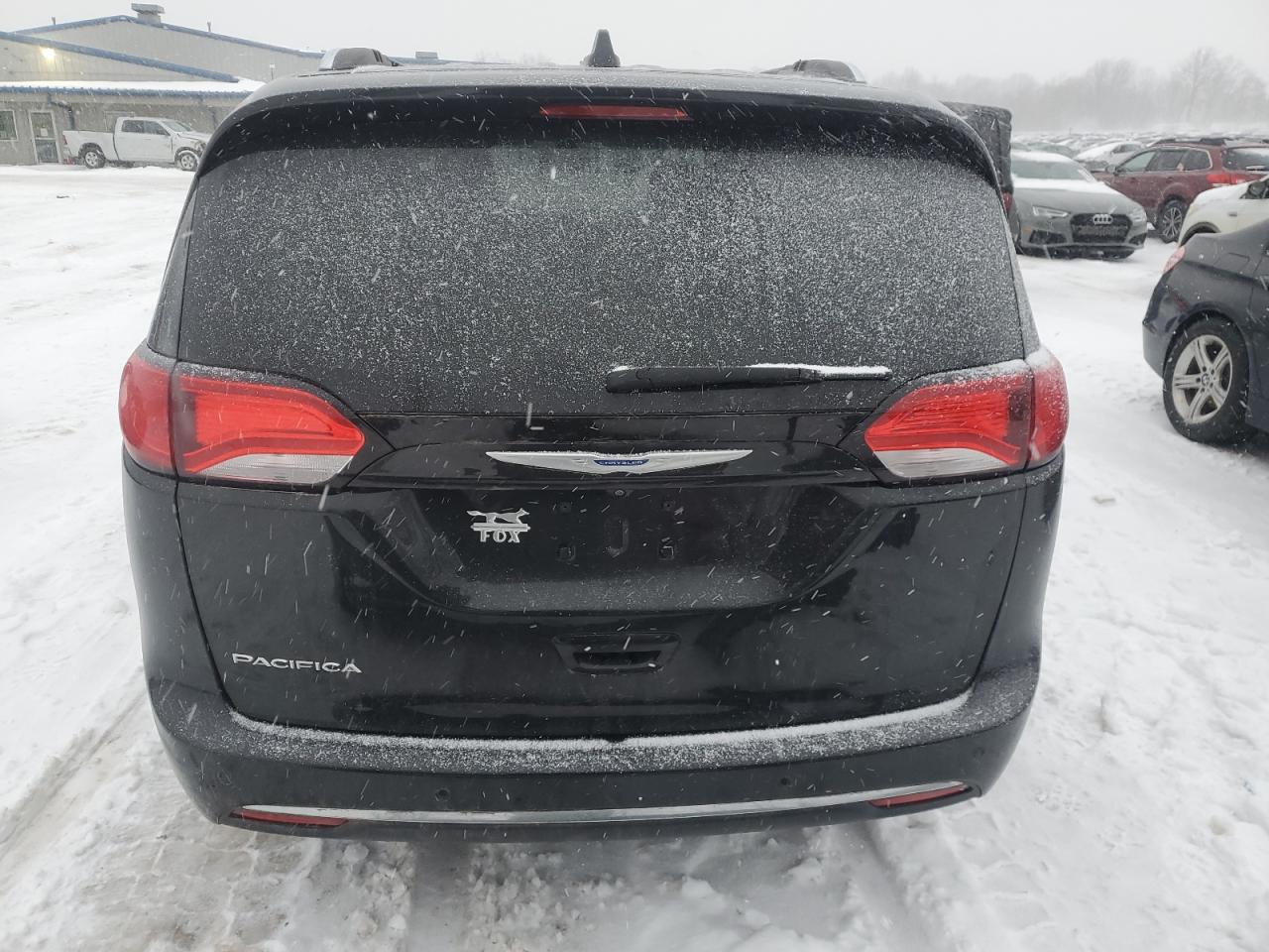 2018 Chrysler Pacifica VIN 2C4RC1BG1JR280369 Copart auction photo, front end damage thumbnail 6