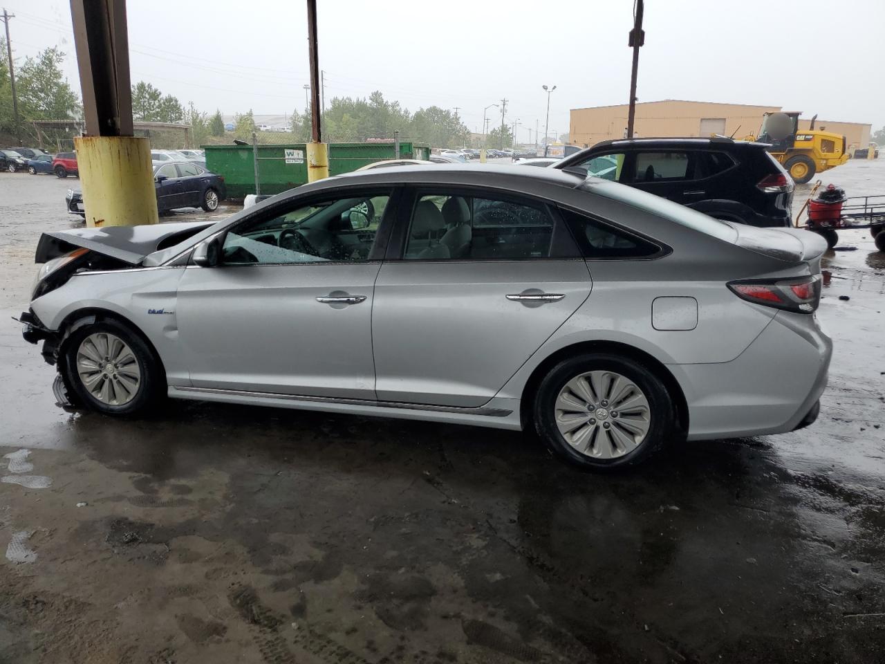 2016 Hyundai Sonata VIN KMHE24L18GA033114 Copart auction photo, front end damage thumbnail 2