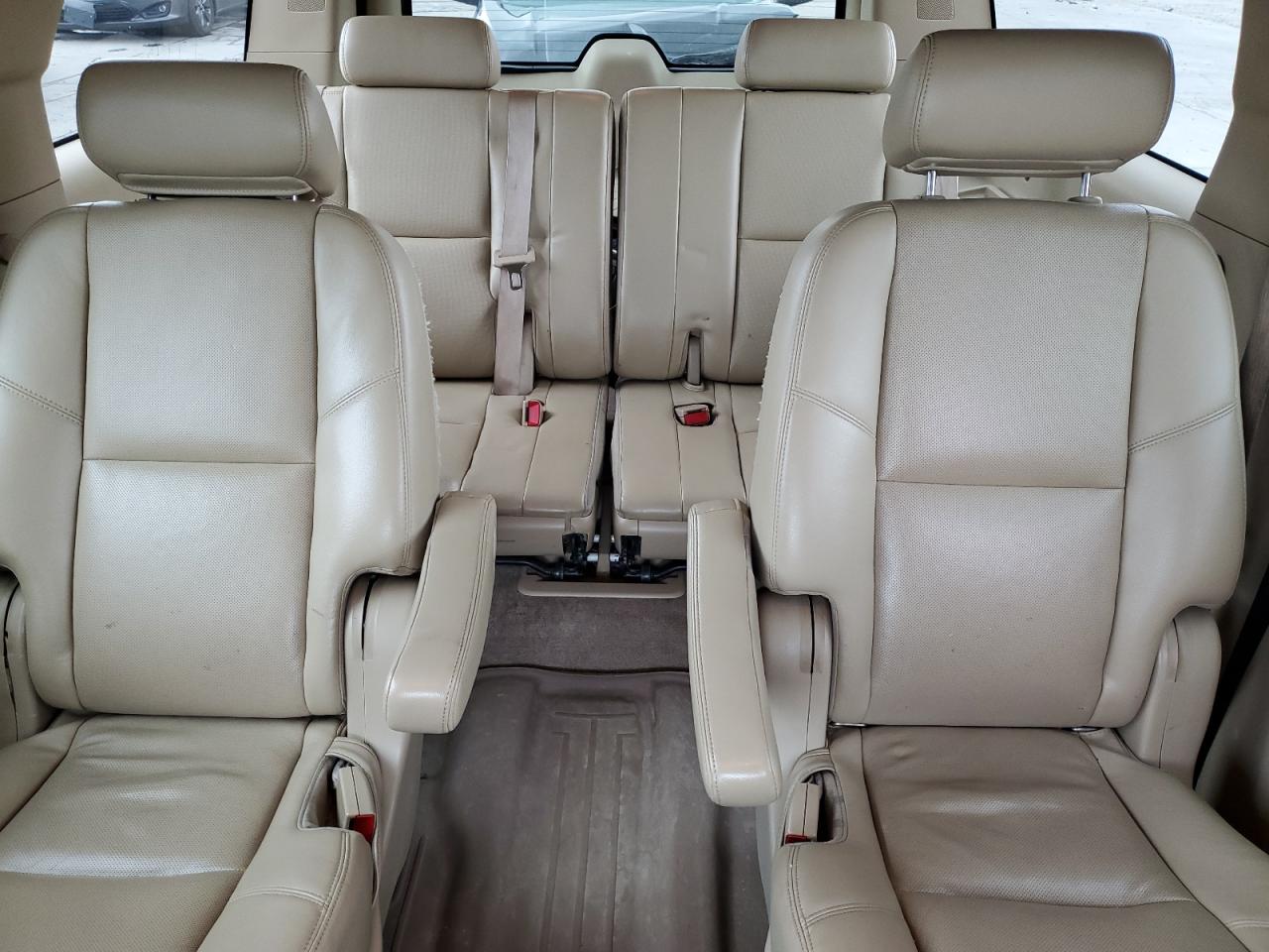 2010 Chevrolet Suburban VIN 1GNUKKE35AR292291 Copart auction photo, rear end / side damage thumbnail 10