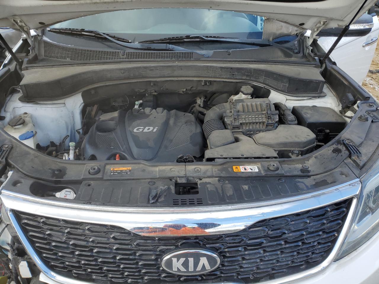 2015 KIA Sorento VIN 5XYKT3A6XFG647903 Copart auction photo, front end / minor dent/scratches damage thumbnail 13