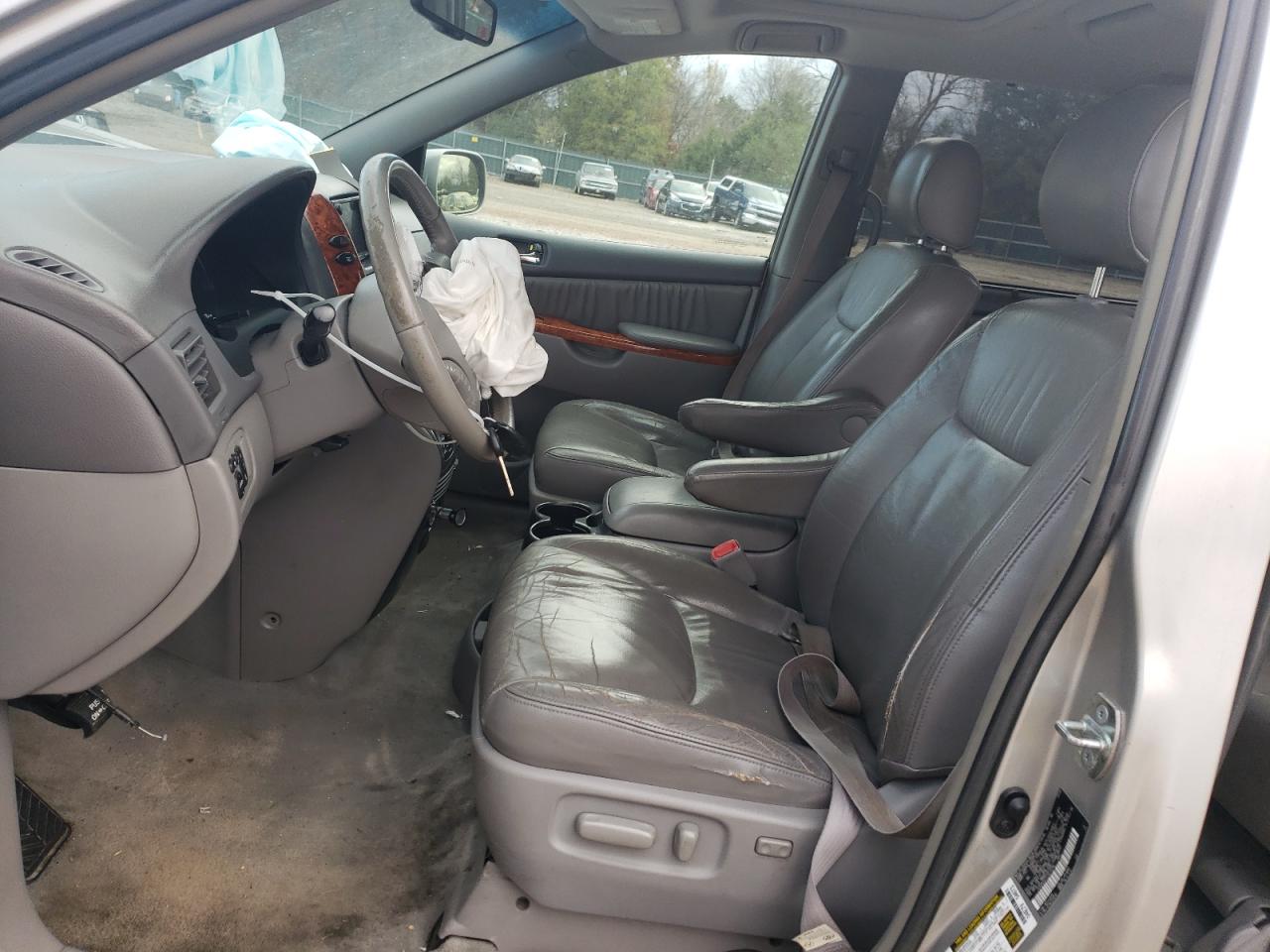 2007 Toyota Sienna VIN 5TDZK22C57S015248 Copart auction photo, front end / mechanical damage thumbnail 7