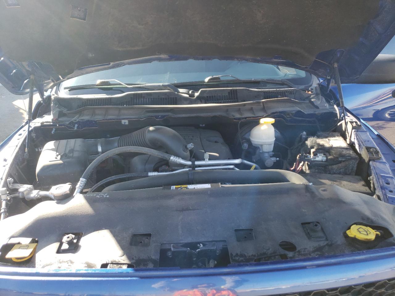 2018 RAM 1500 VIN 1C6RR7FT6JS192979 Copart auction photo, side / rear end damage thumbnail 11