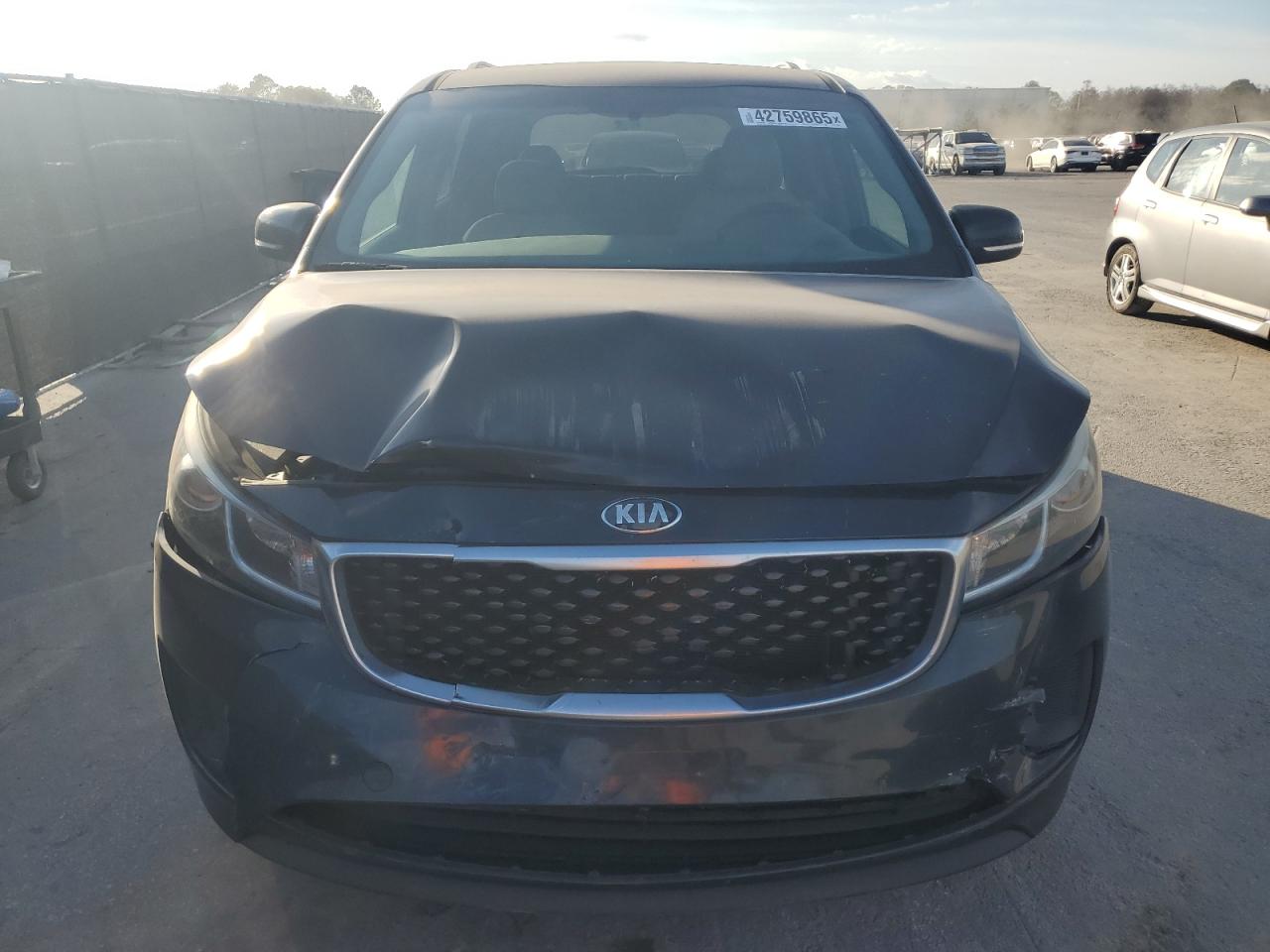2016 KIA Sedona VIN KNDMB5C10G6155958 Copart auction photo, mechanical / front end damage thumbnail 5