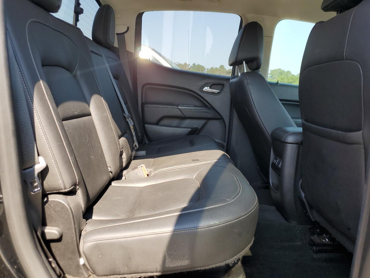 2017 GMC Canyon VIN 1GTG6DEN8H1141056 Copart auction photo, front end damage thumbnail 11