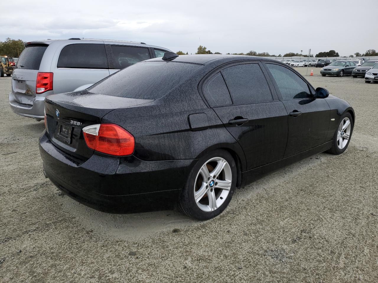 2008 BMW 3er VIN WBAVC53538FZ87457 Copart auction photo, minor dent/scratches / mechanical damage thumbnail 3
