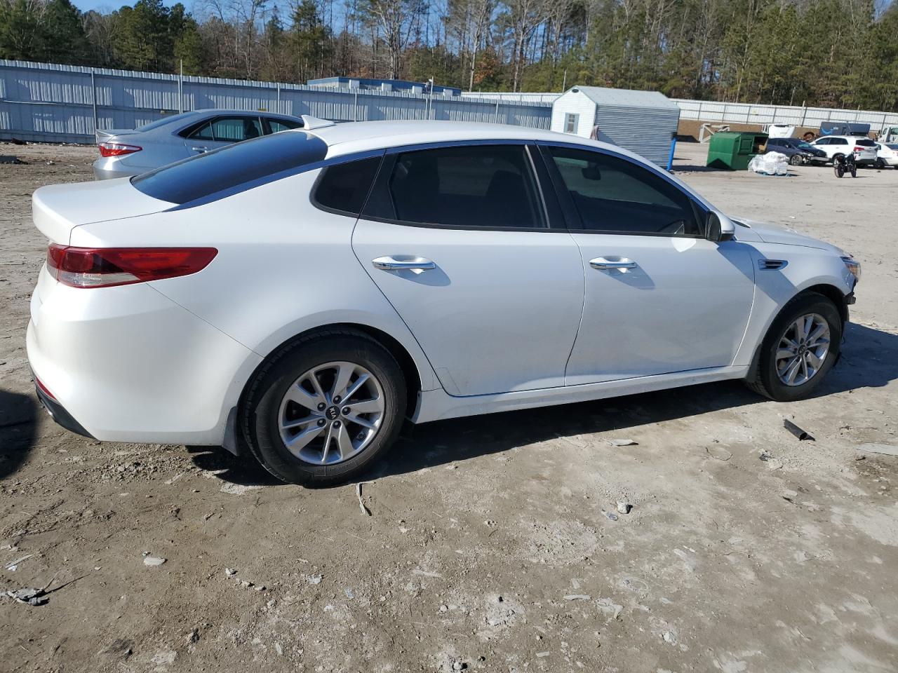 2016 KIA Optima VIN KNAGT4L3XG5071185 Copart auction photo, front end damage thumbnail 3