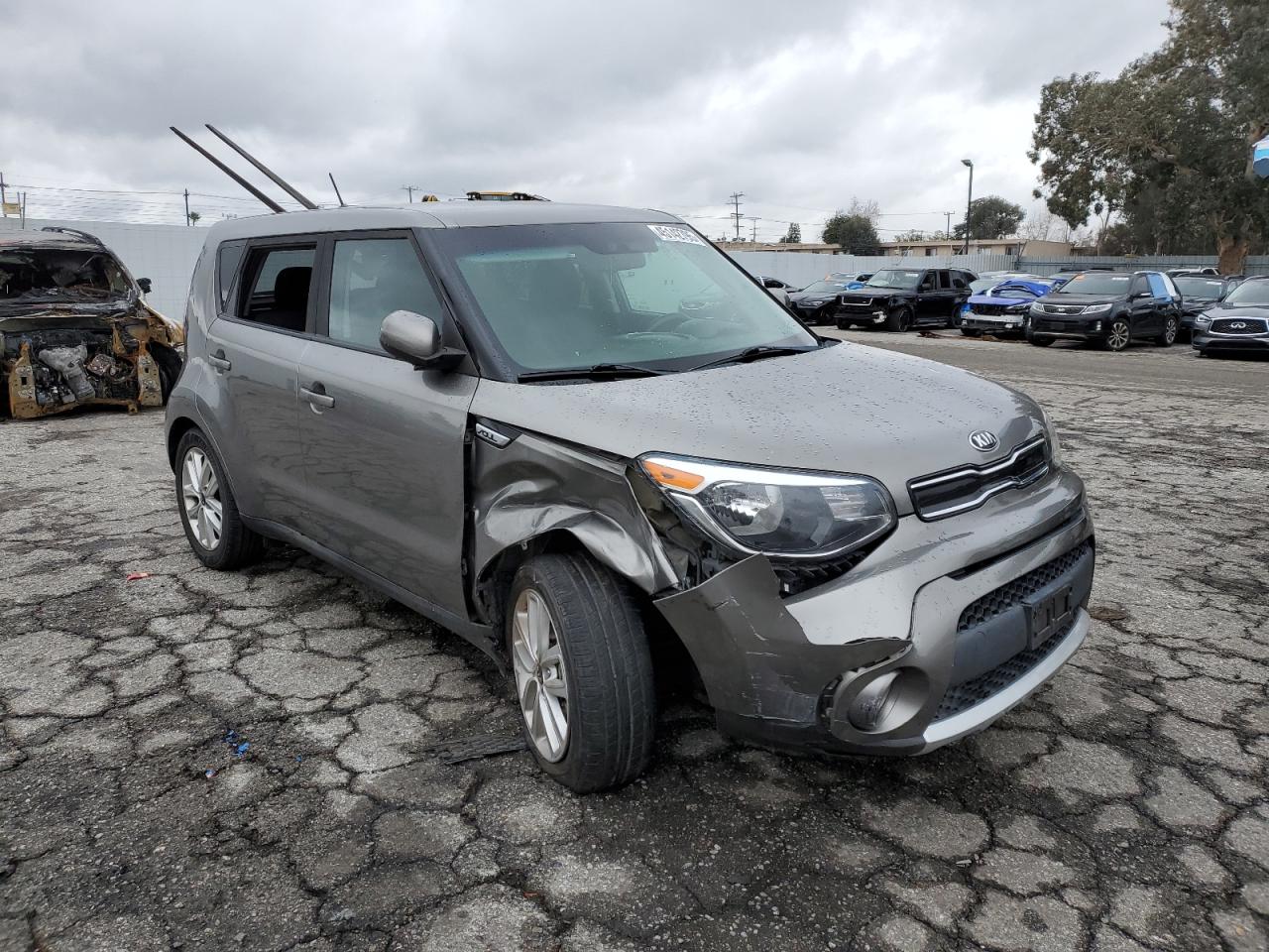 2018 KIA Soul VIN KNDJP3A52J7544150 Copart auction photo, front end / vandalism damage thumbnail 4