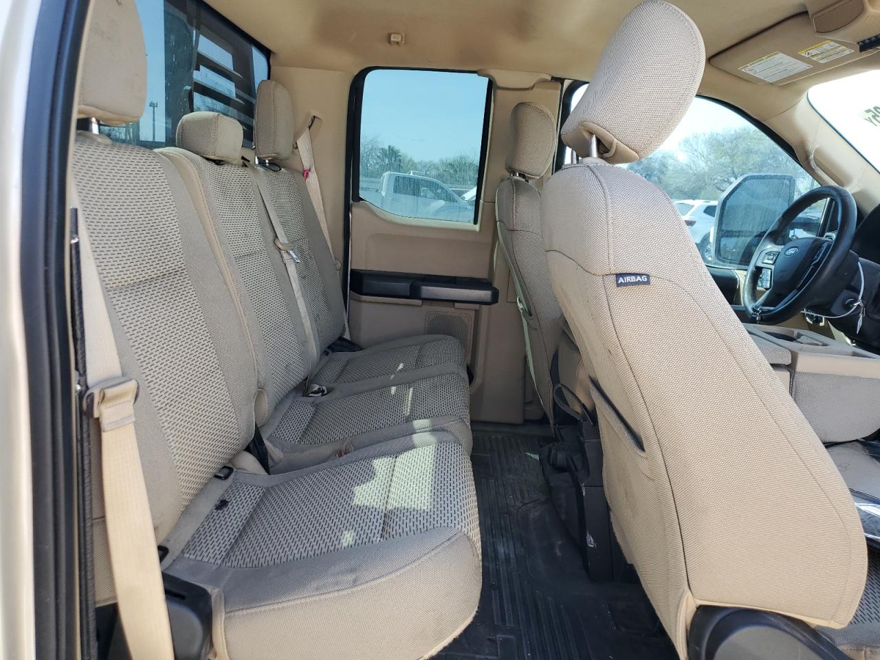 2018 Ford F250 VIN 1FT7X2A68JEC47165 Copart auction photo, rear end / minor dent/scratches damage thumbnail 10