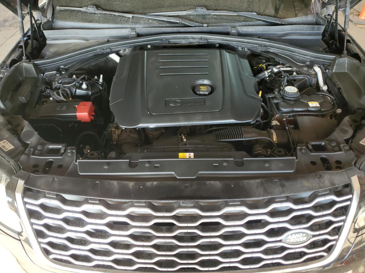 2018 Land Rover Range Rover VIN SALYB2RN1JA743889 Copart auction photo, minor dent/scratches damage thumbnail 11