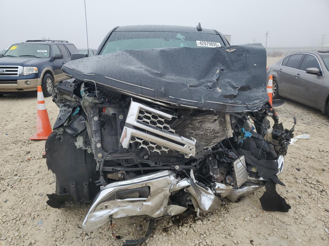 2015 Chevrolet Silverado VIN 3GCPCREC8FG419442 Copart auction photo, front end damage thumbnail 5