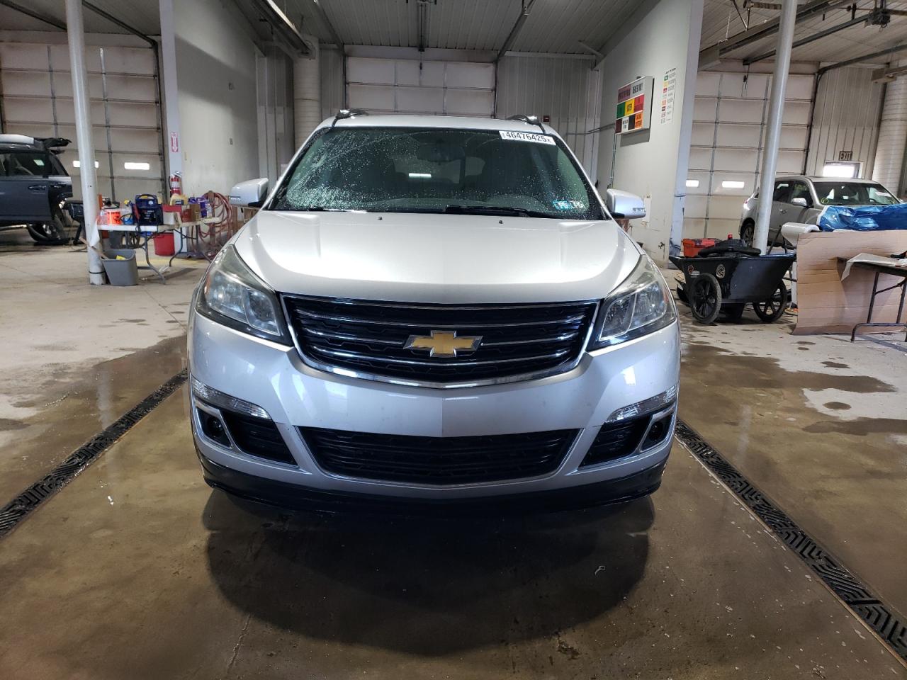 2015 Chevrolet Traverse VIN 1GNKVGKD1FJ225105 Copart auction photo, rear end damage thumbnail 5