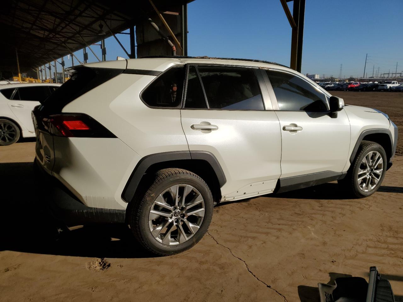 2022 Toyota RAV 4 VIN JTMA1RFV1ND085455 Copart auction photo, all over damage thumbnail 3