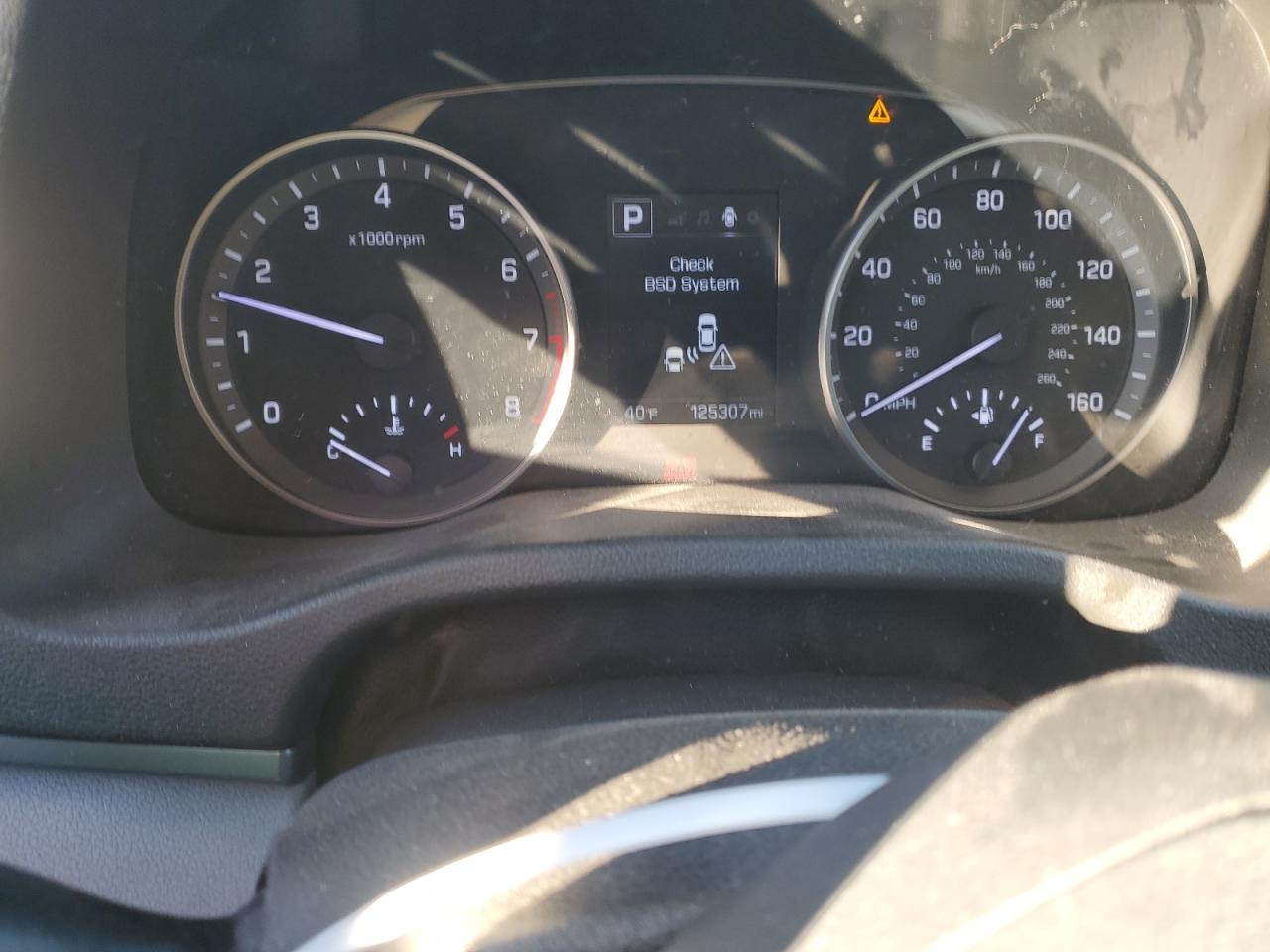 2018 Hyundai Elantra VIN 5NPD84LF1JH315766 Copart auction photo, front end / side damage thumbnail 9