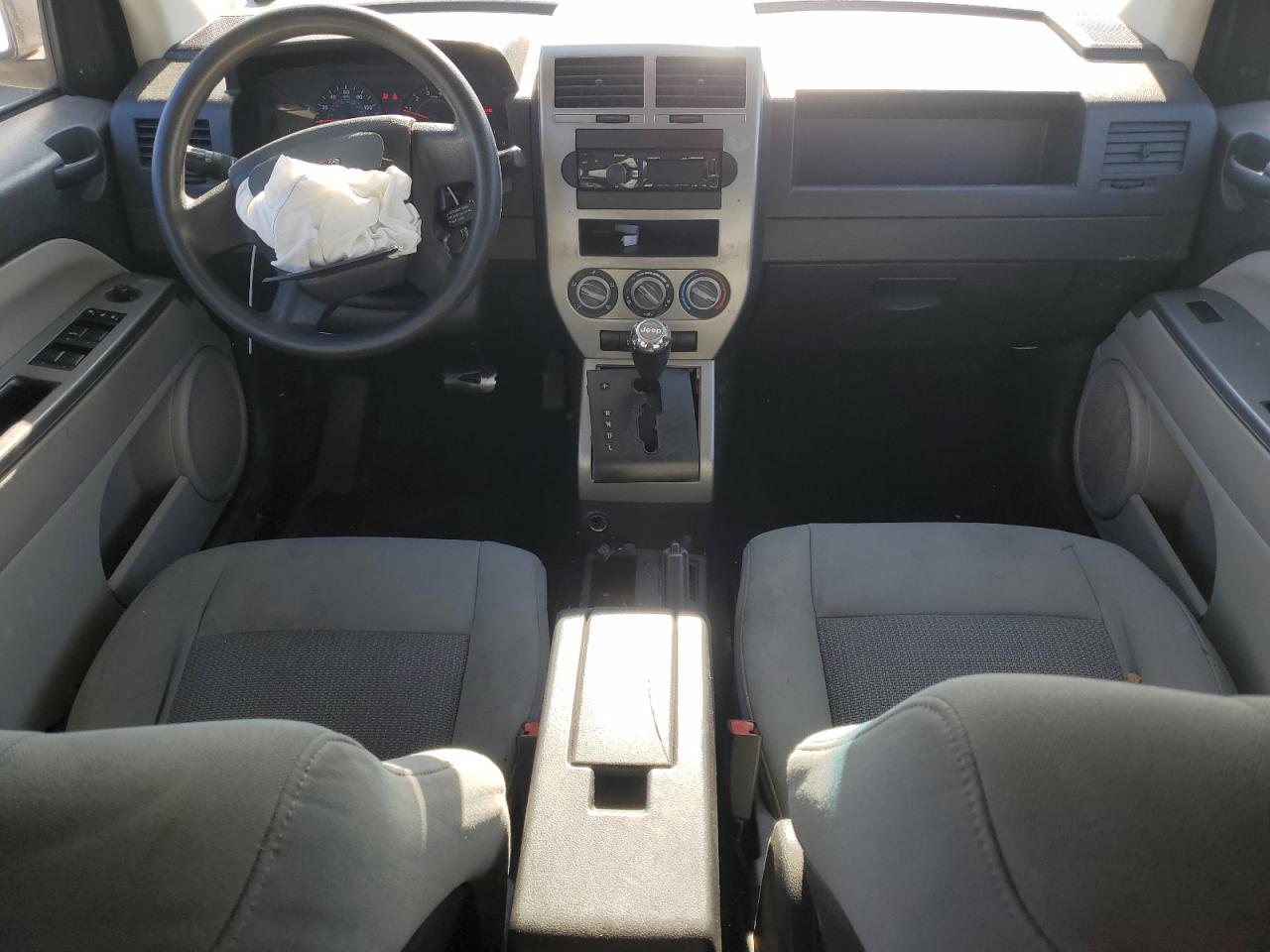 2007 Jeep Compass VIN 1J8FT47W47D180906 Copart auction photo, all over damage thumbnail 8