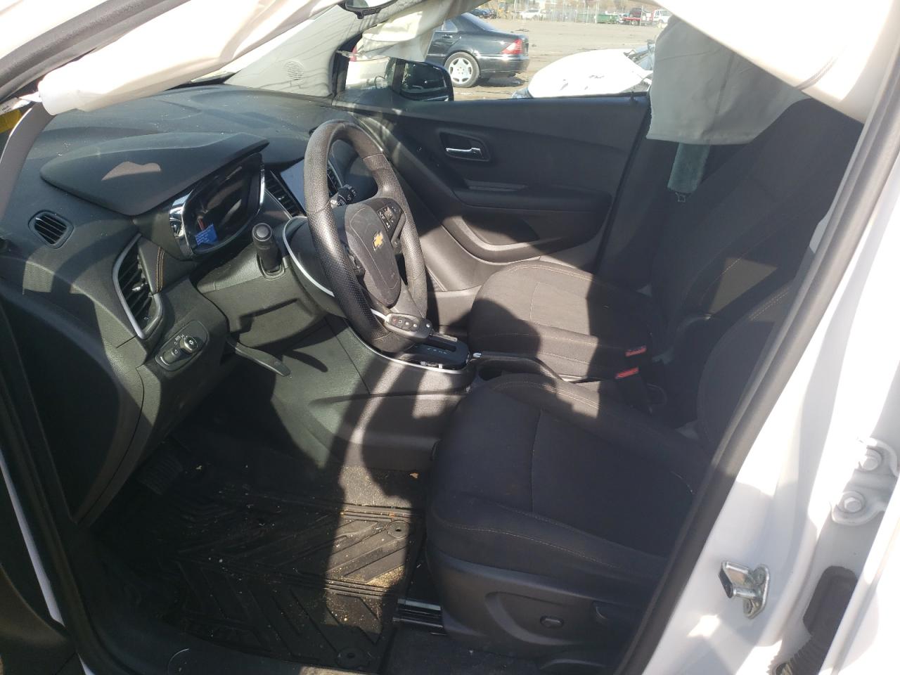 2020 Chevrolet Trax VIN 3GNCJLSB6LL205864 Copart auction photo, all over damage thumbnail 7