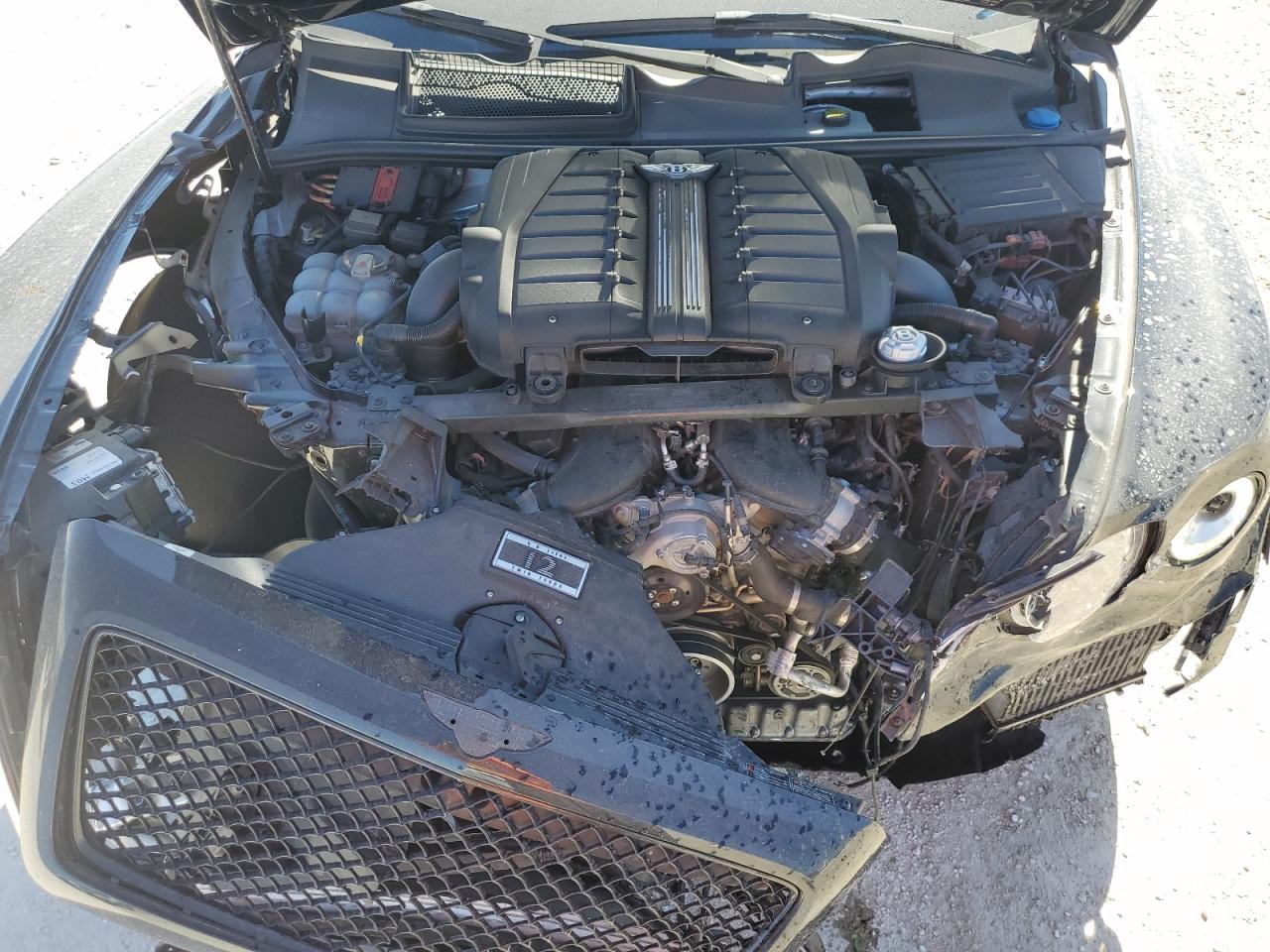 2018 Bentley Bentayga VIN SJAAC2ZV8JC020603 Copart auction photo, front end damage thumbnail 12