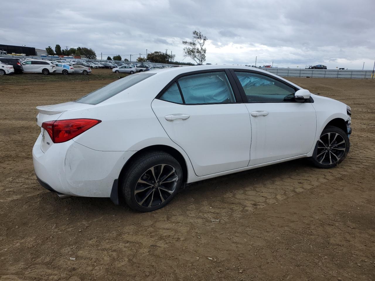 2017 Toyota Corolla VIN 5YFBURHE0HP686026 Copart auction photo, front end / undercarriage damage thumbnail 3