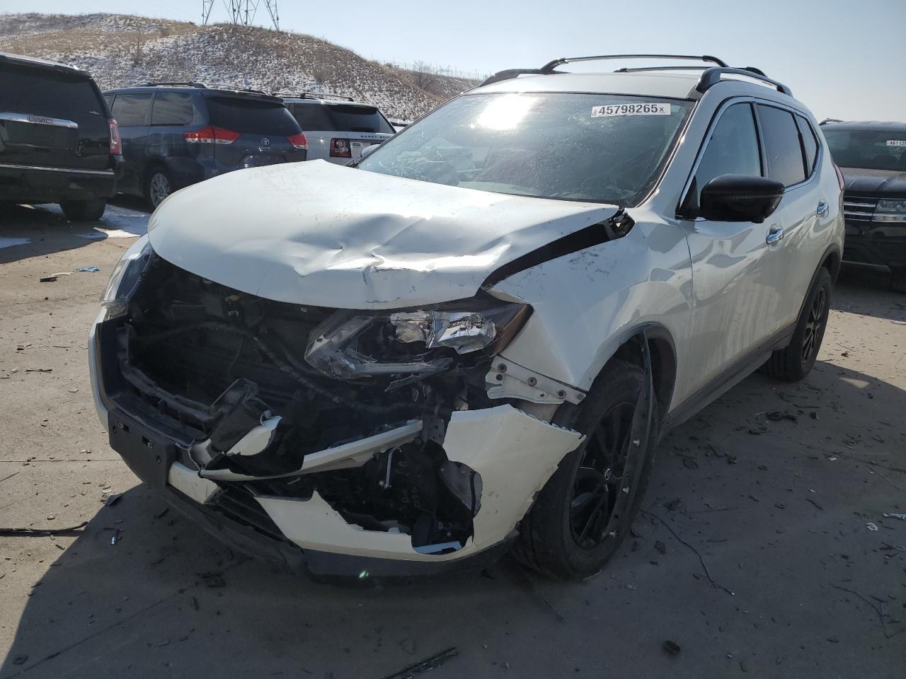 2018 Nissan Rogue VIN 5N1AT2MV6JC795273